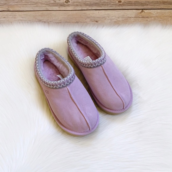 UGG Tasman Slippers For Outdoor/Indoor Use - Picture 3 of 8